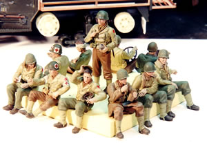 Seated Tamiya figures were modified for the halftrack; standing figure is from Royal Model